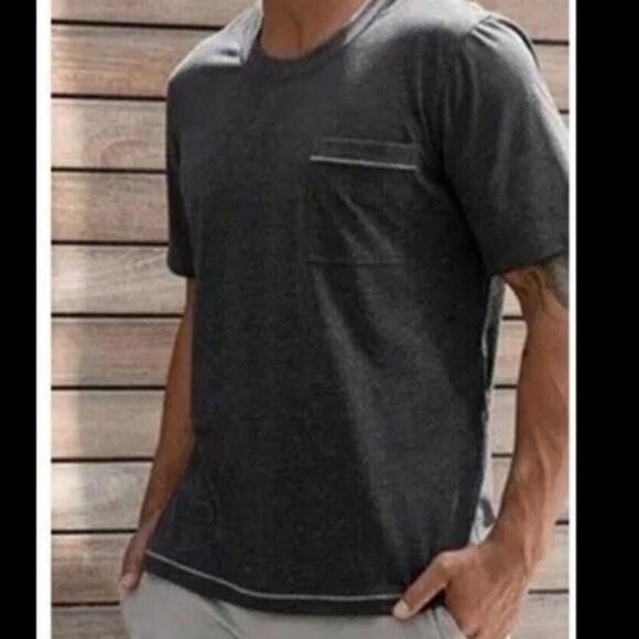 LUNYA LAHGO Restore Short Sleeve Tee Charcoal Gray Pocket Pullover Small NEW - Picture 1 of 6